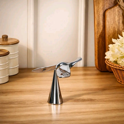 Premium Silver Balancing Bird – Anti-Gravity Science Decor & Stress Reliever