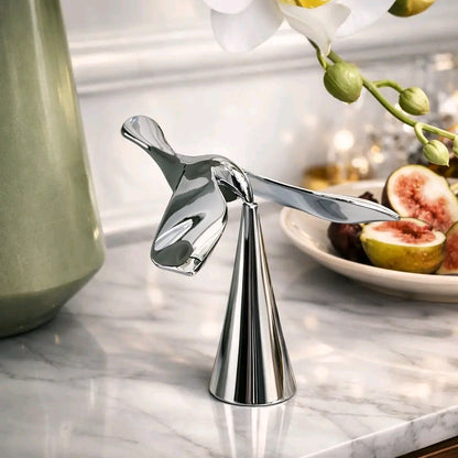 Premium Silver Balancing Bird – Anti-Gravity Science Decor & Stress Reliever